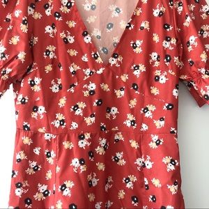 Floral V-neck midi dress in sienna red